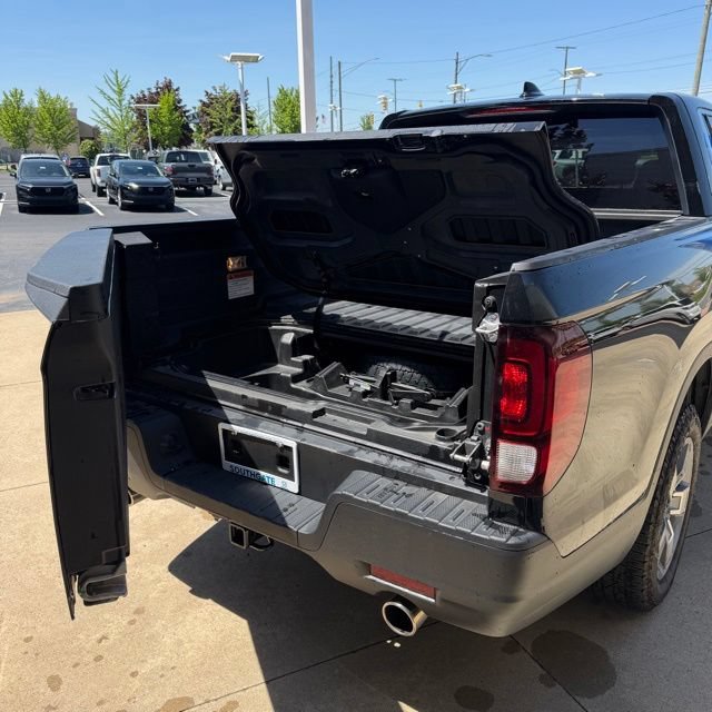 Used 2025 Honda Ridgeline RTL image 15
