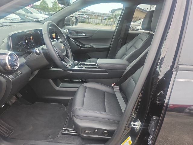 Used 2026 Chevrolet Equinox LT w/ Convenience Package II FWD image 10