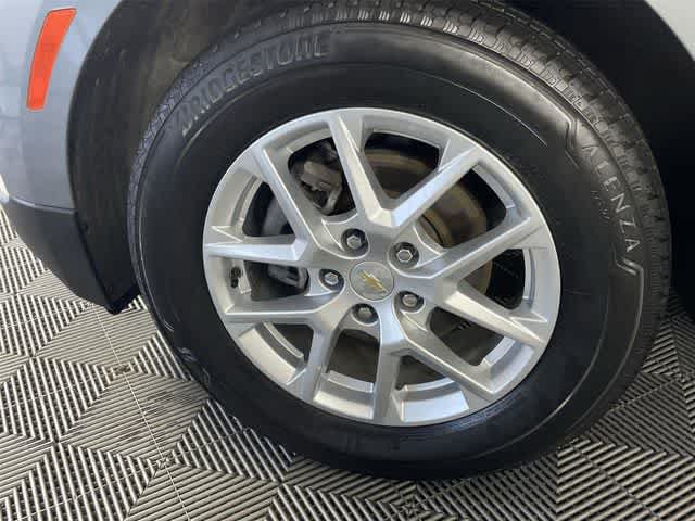 Used 2024 Chevrolet Equinox LT AWD/4WD image 12