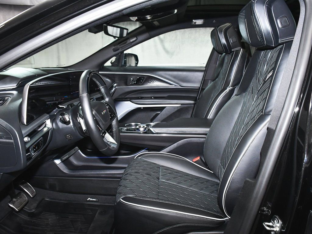 Used 2026 Cadillac Lyriq V image 52