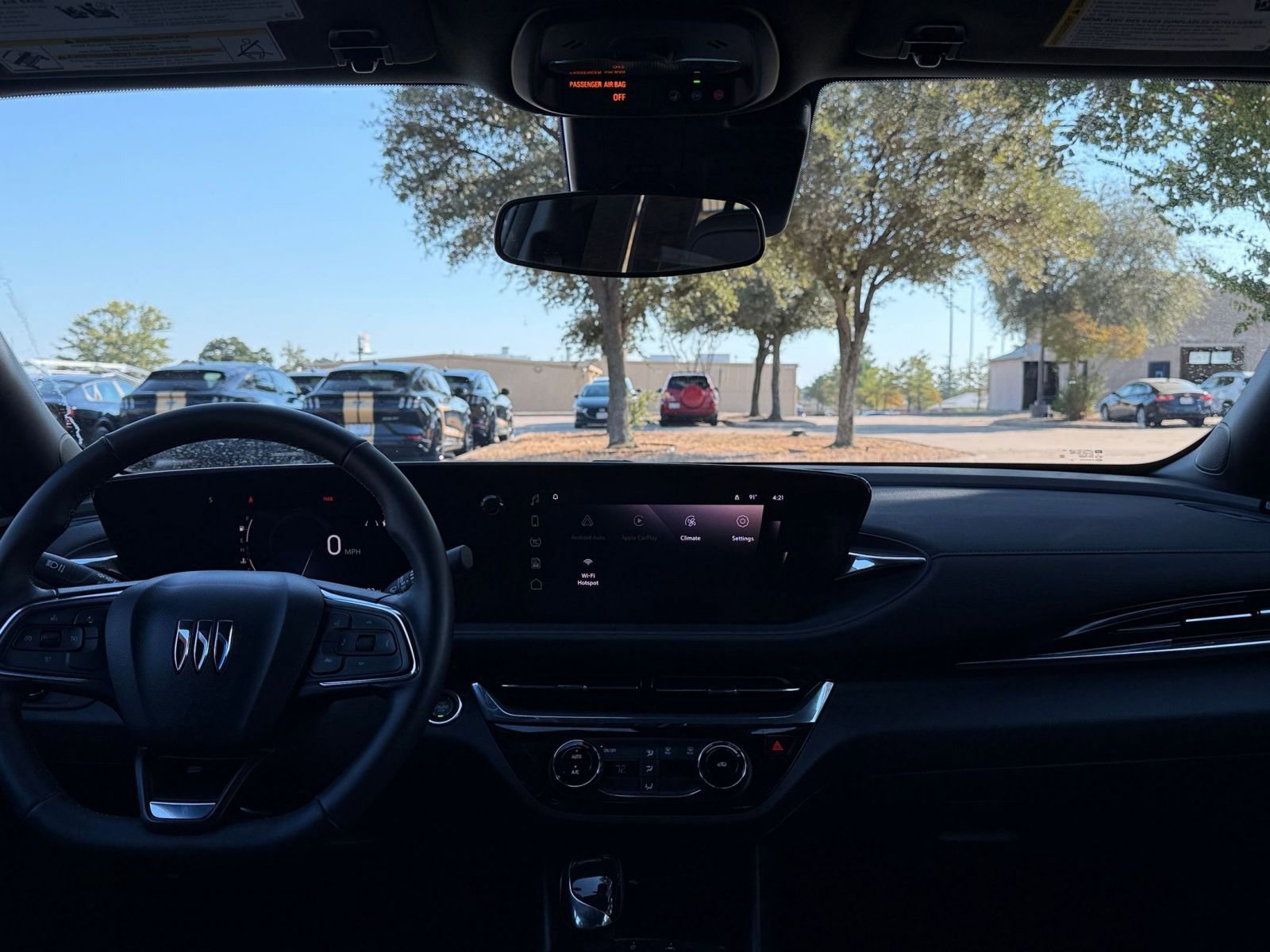 Used 2025 Buick Envista Sport Touring image 33