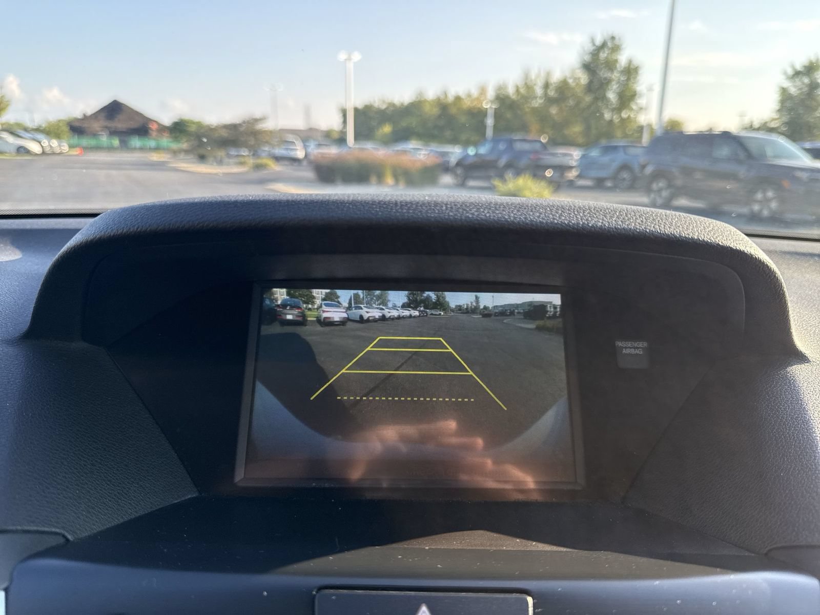 Used 2017 Acura MDX w/ Technology Package AWD/4WD image 17
