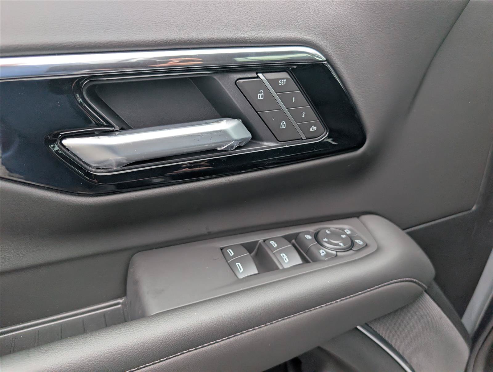 New 2026 Chevrolet Tahoe LT w/ Comfort Package AWD/4WD image 18
