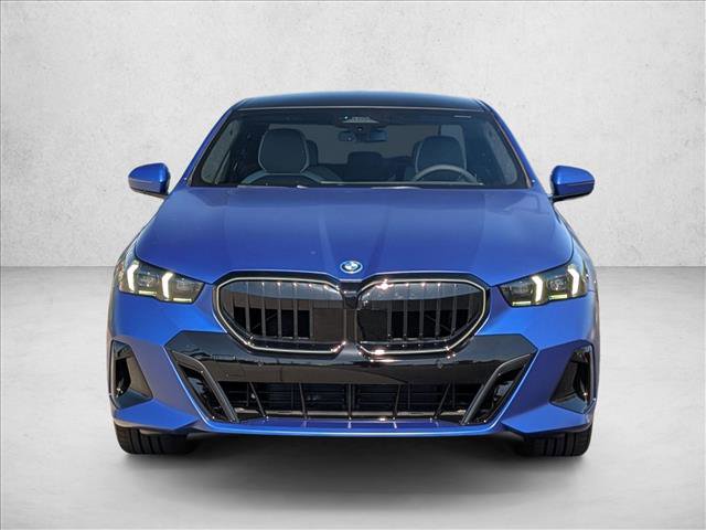 New 2026 BMW 550e xDrive AWD/4WD image 6