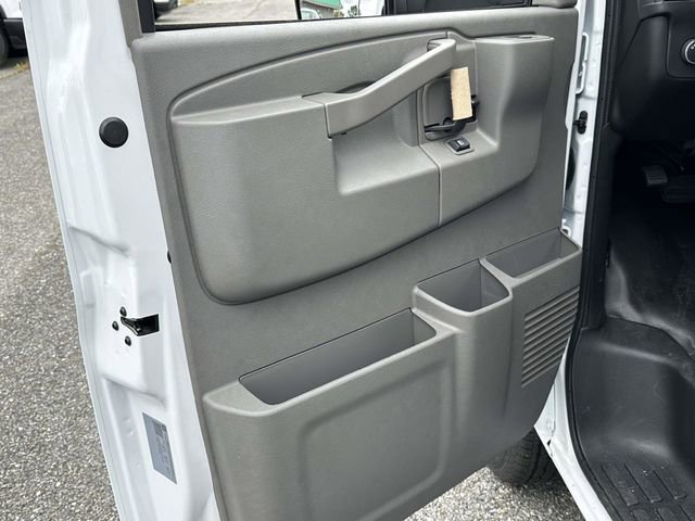 New 2025 Chevrolet Express 4500 Extended w/ Power Convenience Package image 22