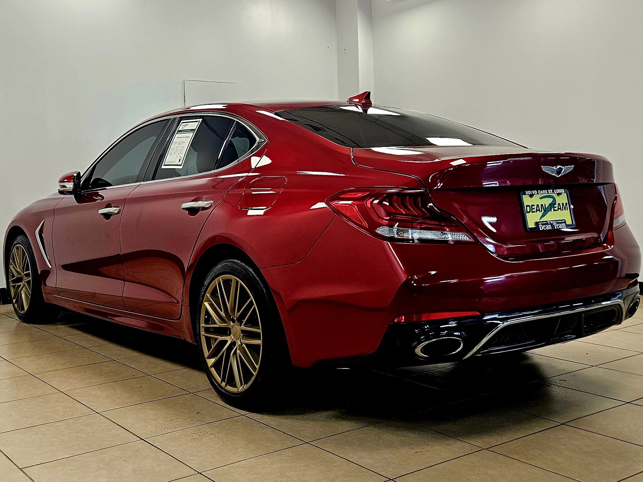 Used 2019 Genesis G70 3.3T Advanced image 6
