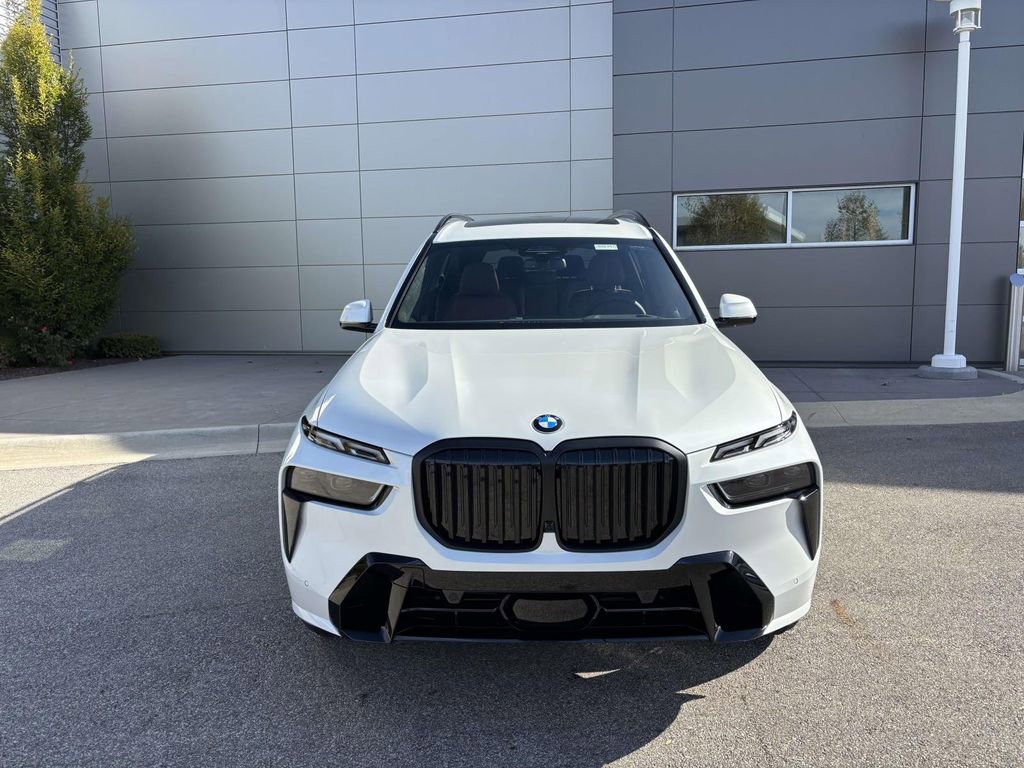 New 2026 BMW X7 xDrive40i w/ M Sport Package image 2