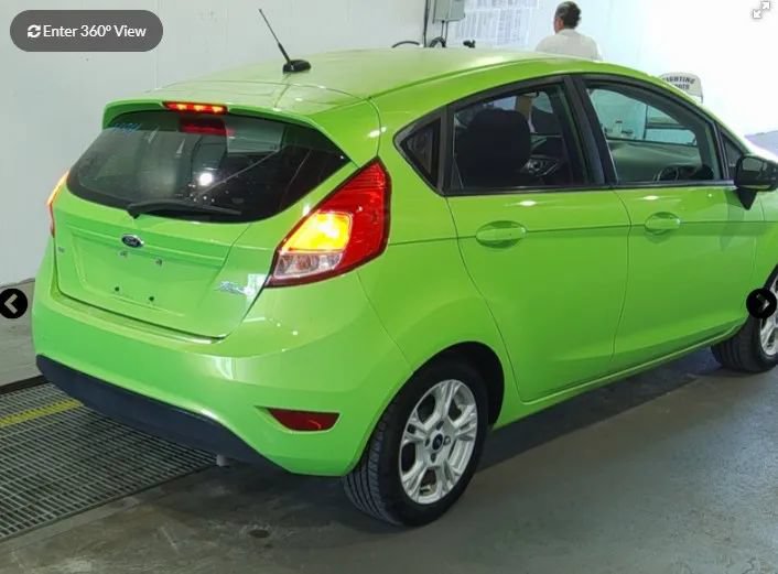 Used 2015 Ford Fiesta SE FWD image 3