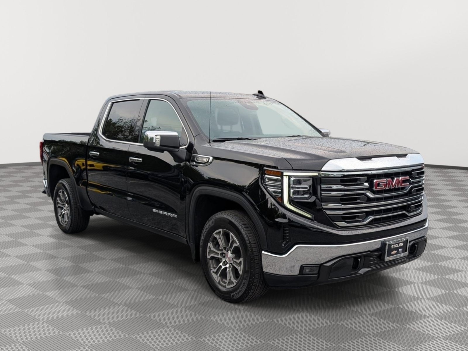Used 2025 GMC Sierra 1500 SLT RWD image 7