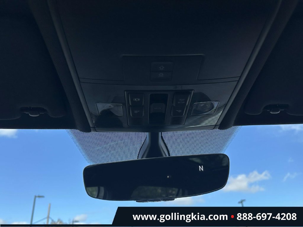 Used 2021 Volkswagen Tiguan SE R-Line FWD image 29