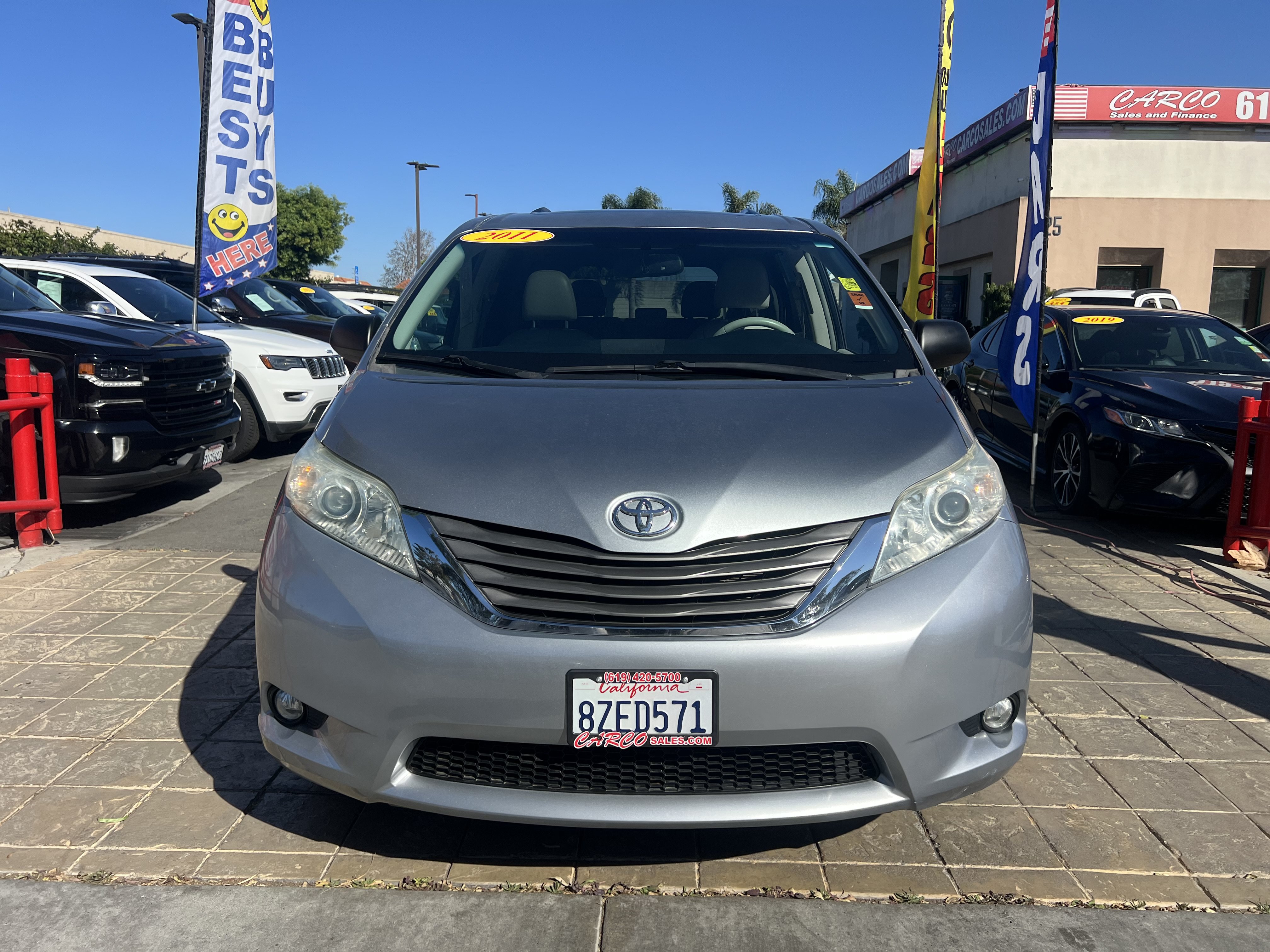 Used 2011 Toyota Sienna XLE FWD image 17