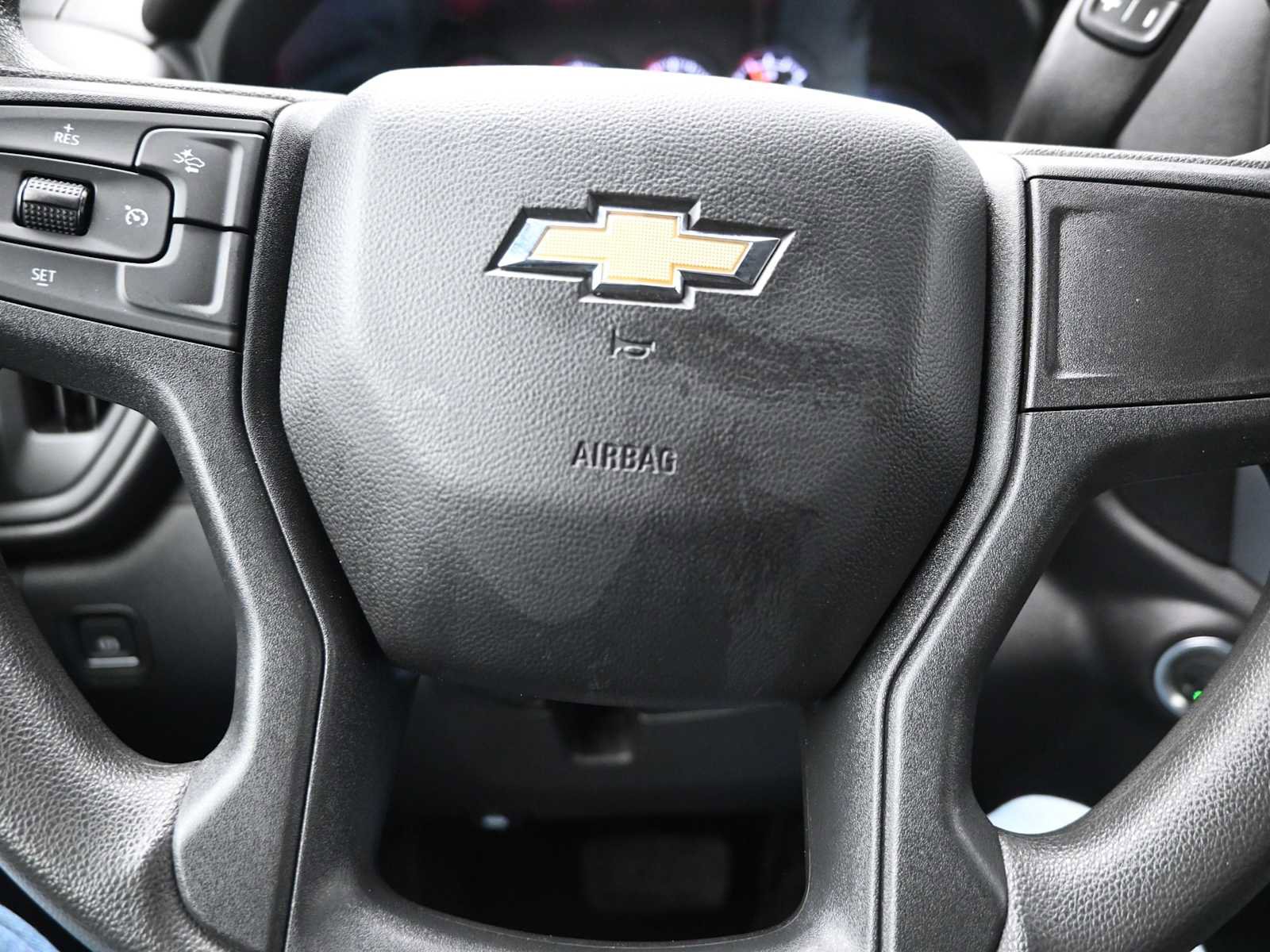 Used 2024 Chevrolet Silverado 2500 Custom w/ Custom Value Package image 11