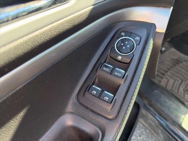 Used 2015 Ford Explorer XLT w/ Equipment Group 202A image 10