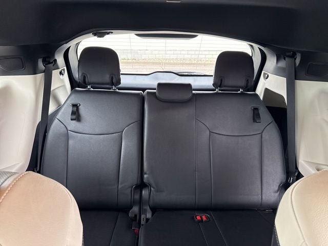 Certified 2025 Toyota Sienna Platinum AWD/4WD image 16