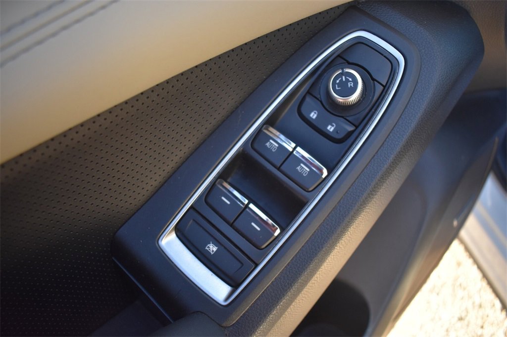 Used 2020 Subaru Ascent Limited w/ Technology Package image 28