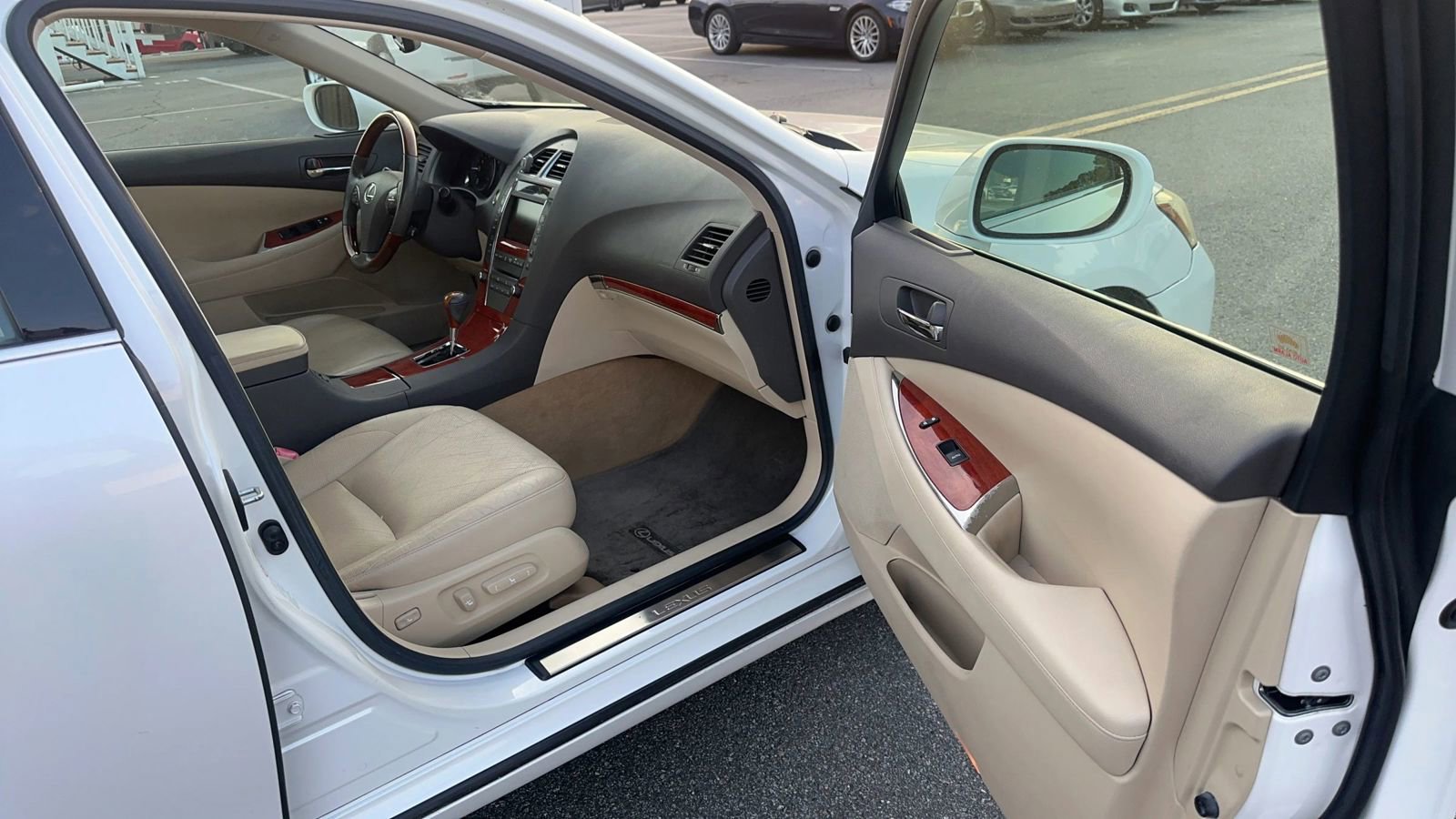 Used 2010 Lexus ES 350 ES 350 Sedan 4D FWD image 18
