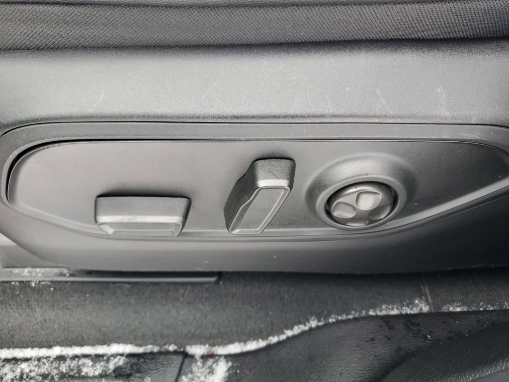 Used 2025 Jeep Grand Cherokee Altitude image 26