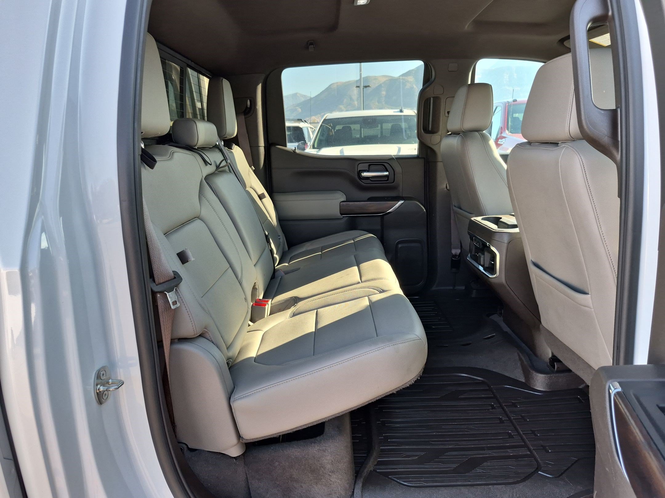 Used 2020 GMC Sierra 1500 SLT w/ SLT Convenience Package AWD/4WD image 30