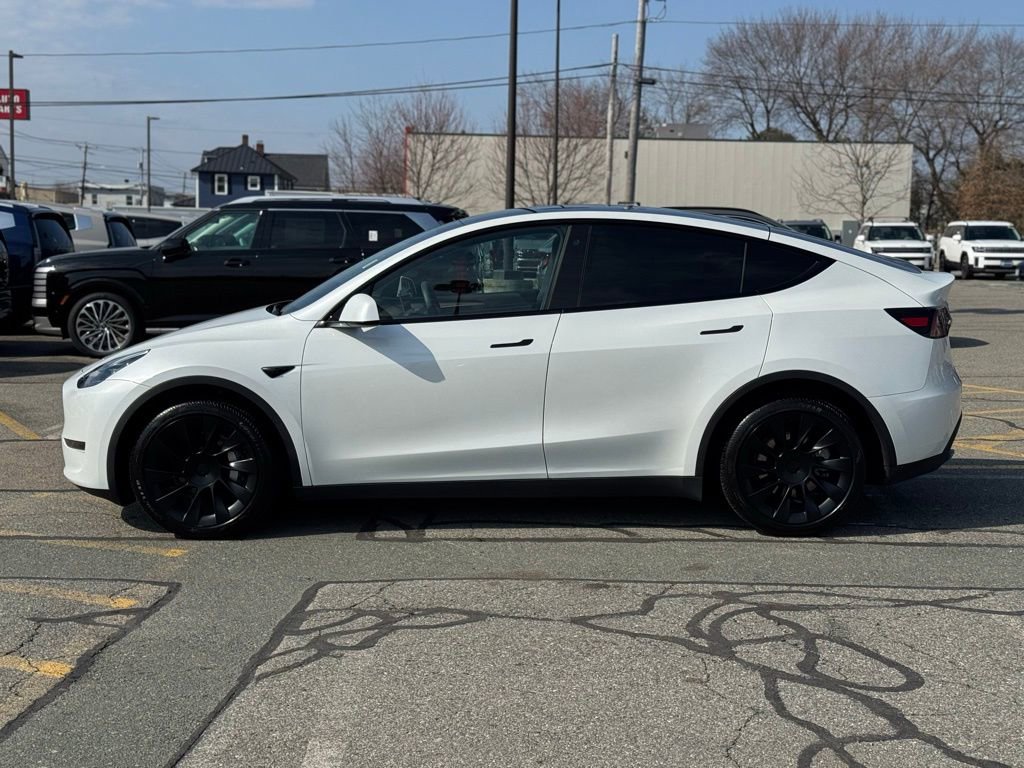 Used 2023 Tesla Model Y Long Range image 2