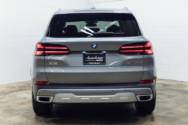 Used 2026 BMW X5 xDrive50e w/ Climate Comfort Package AWD/4WD image 9