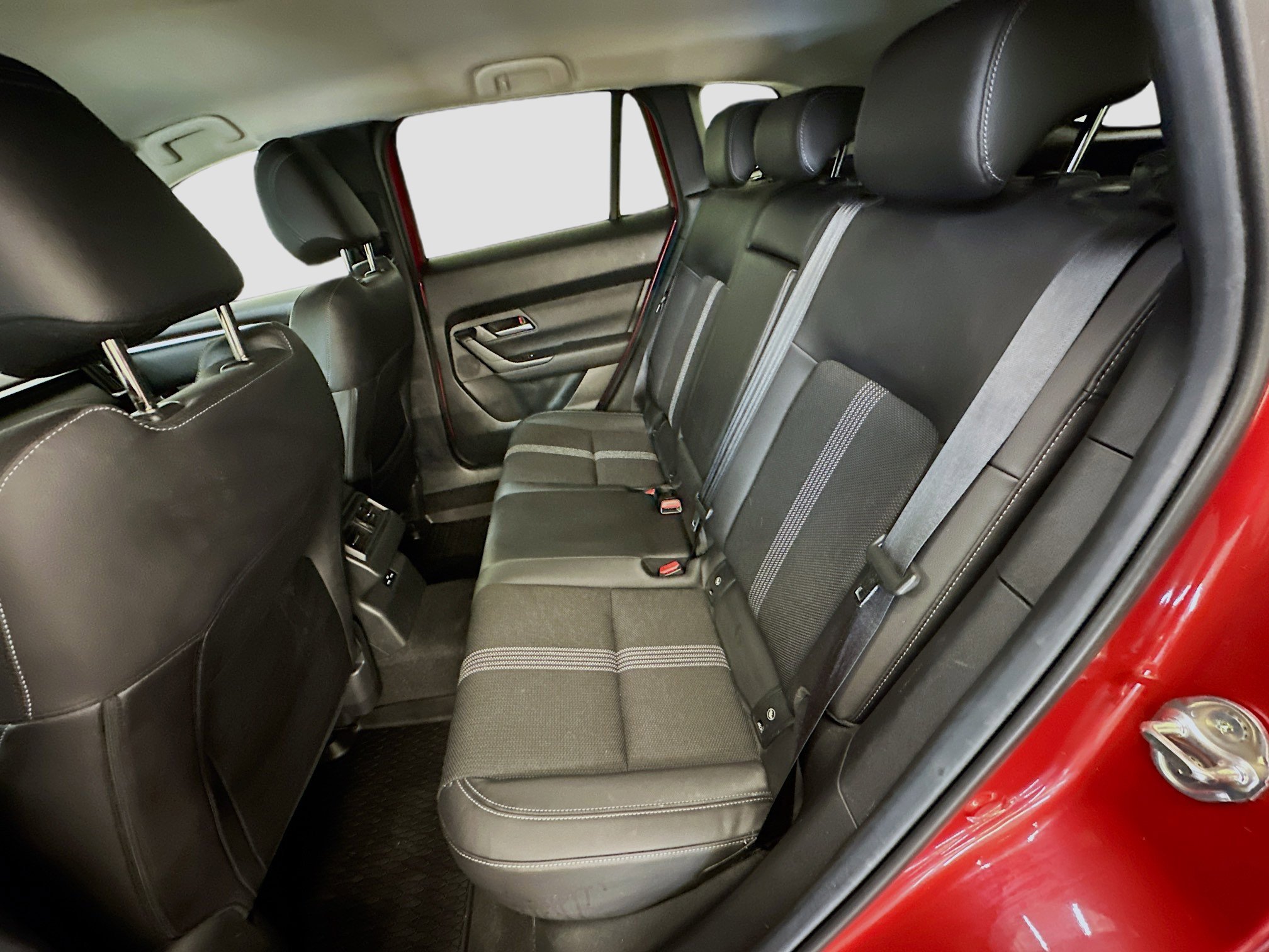 Used 2024 MAZDA CX-50 AWD 2.5 S w/ Weather Package image 29