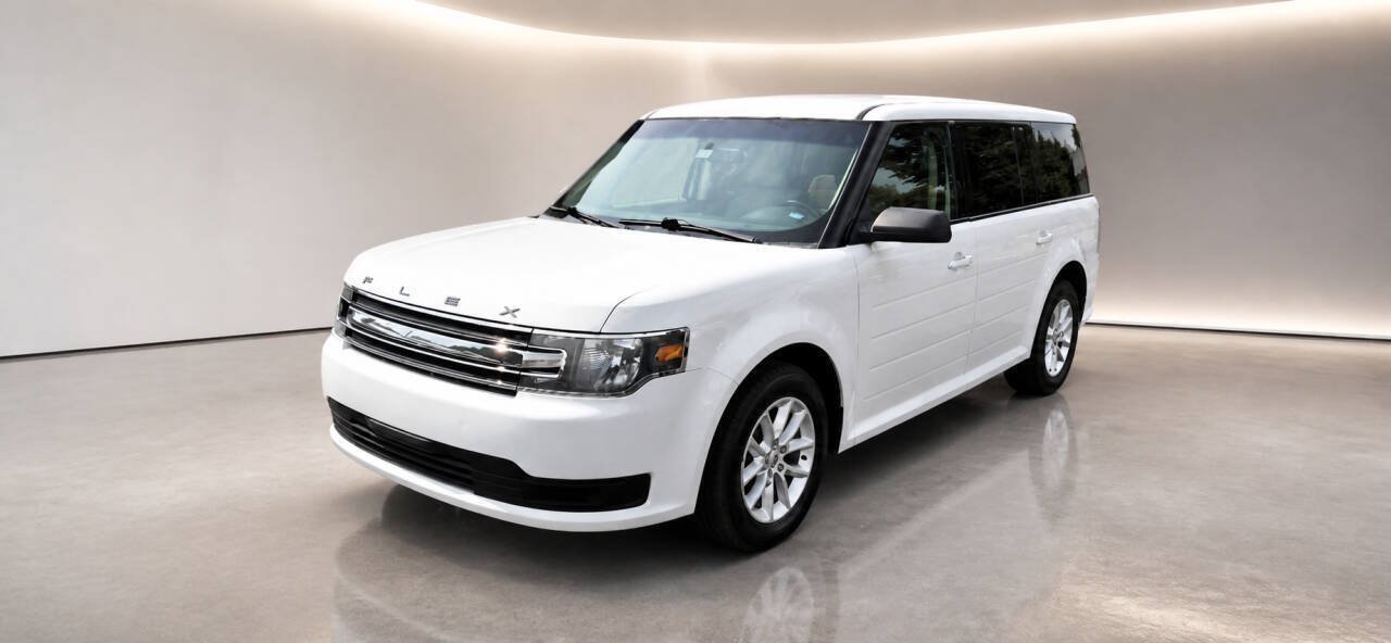 Used 2018 Ford Flex SE FWD image 1
