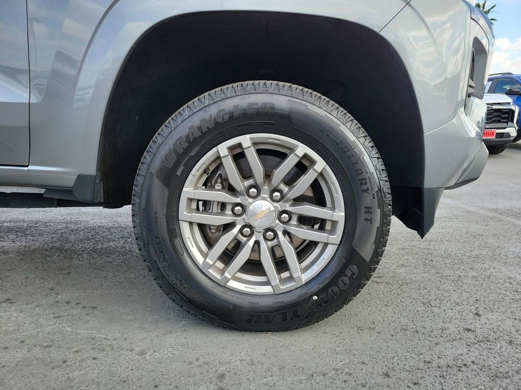 Used 2023 Chevrolet Colorado LT w/ LT Convenience Package image 6