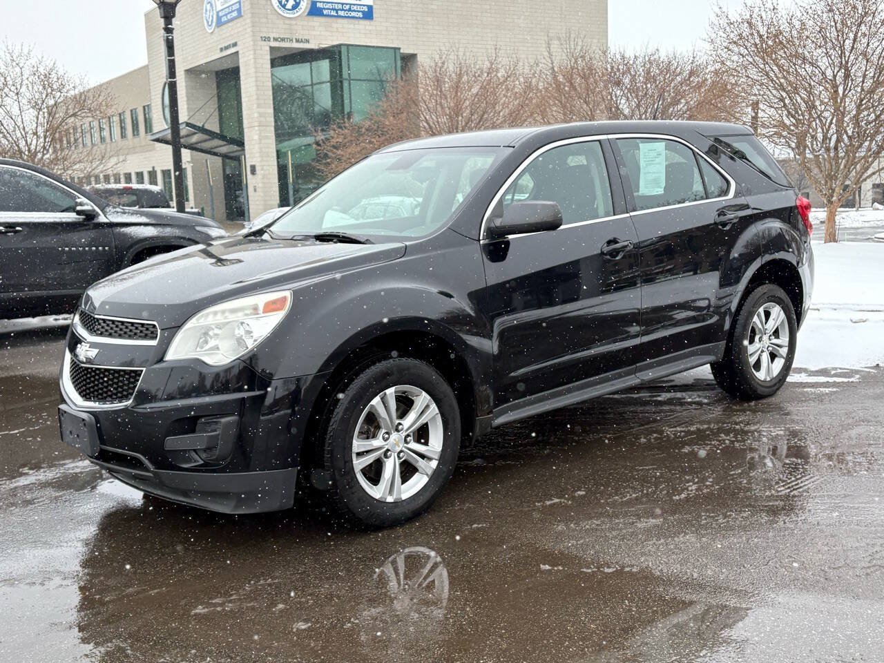 Used 2014 Chevrolet Equinox LS AWD/4WD image 2