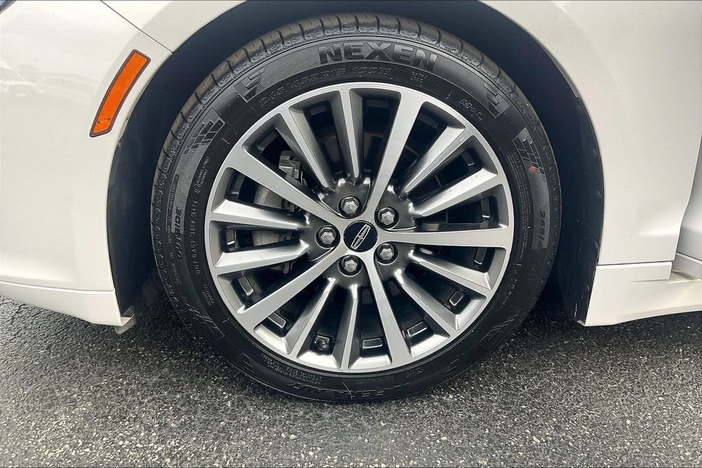 Used 2019 Lincoln MKZ Premiere FWD image 8