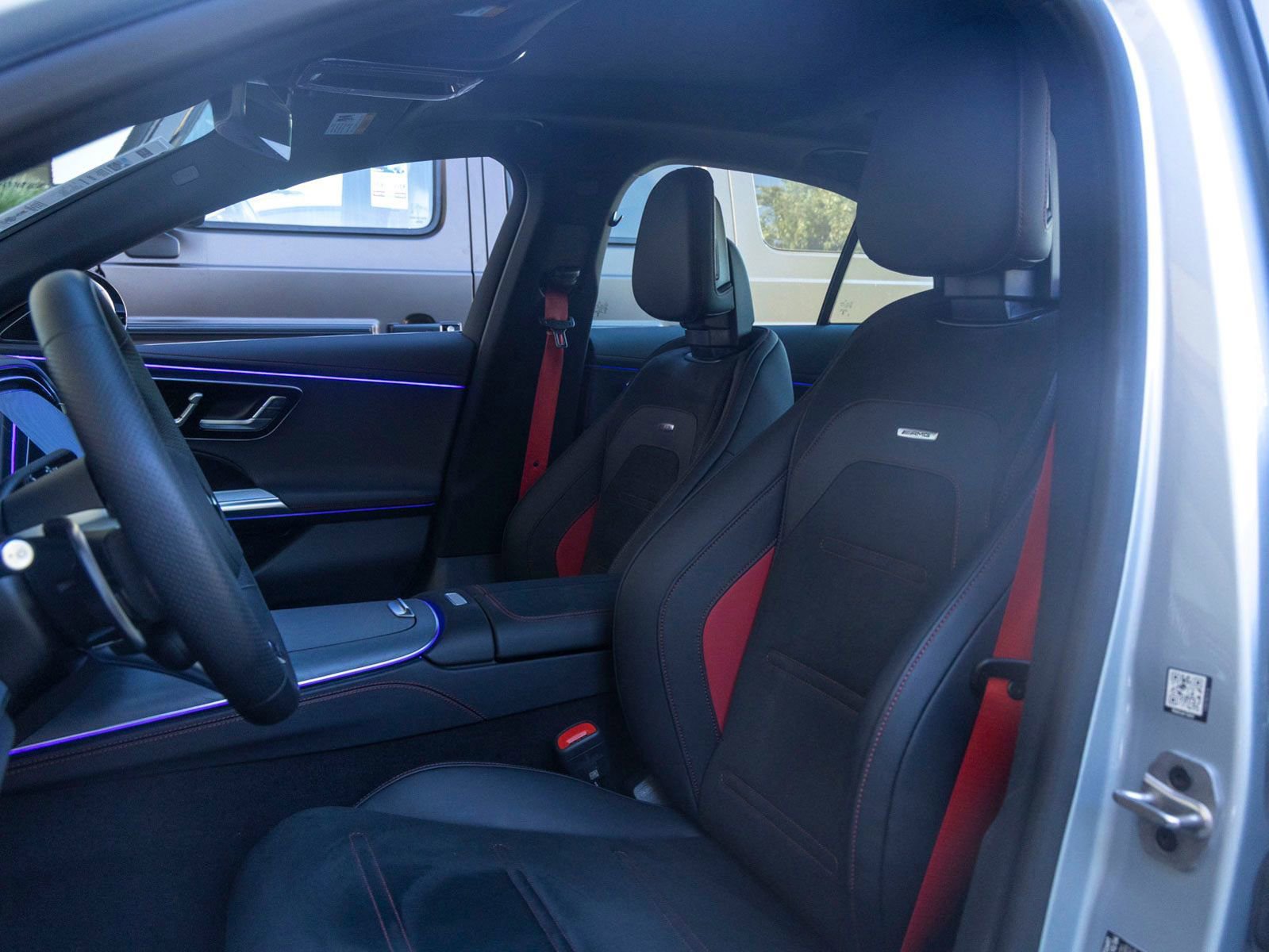 Used 2025 Mercedes-Benz E 53 AMG e 4MATIC Sedan image 13