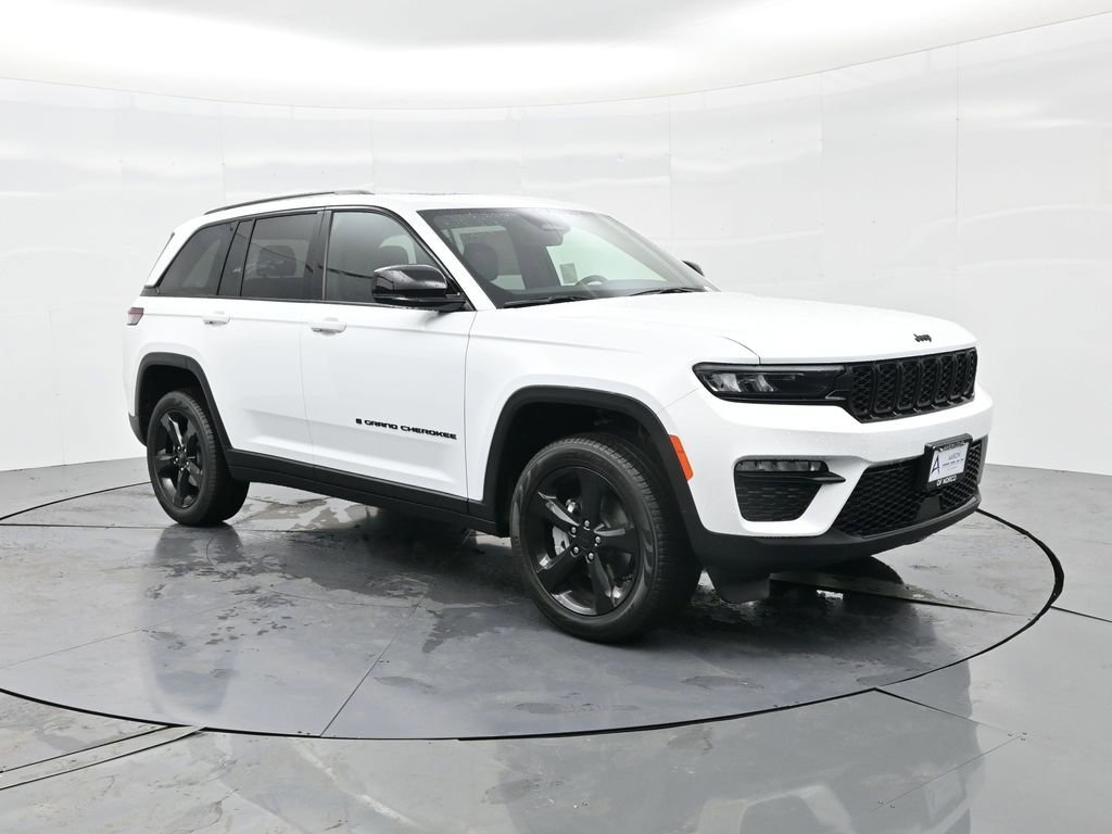New 2025 Jeep Grand Cherokee Limited w/ Black Appearance Package image 9
