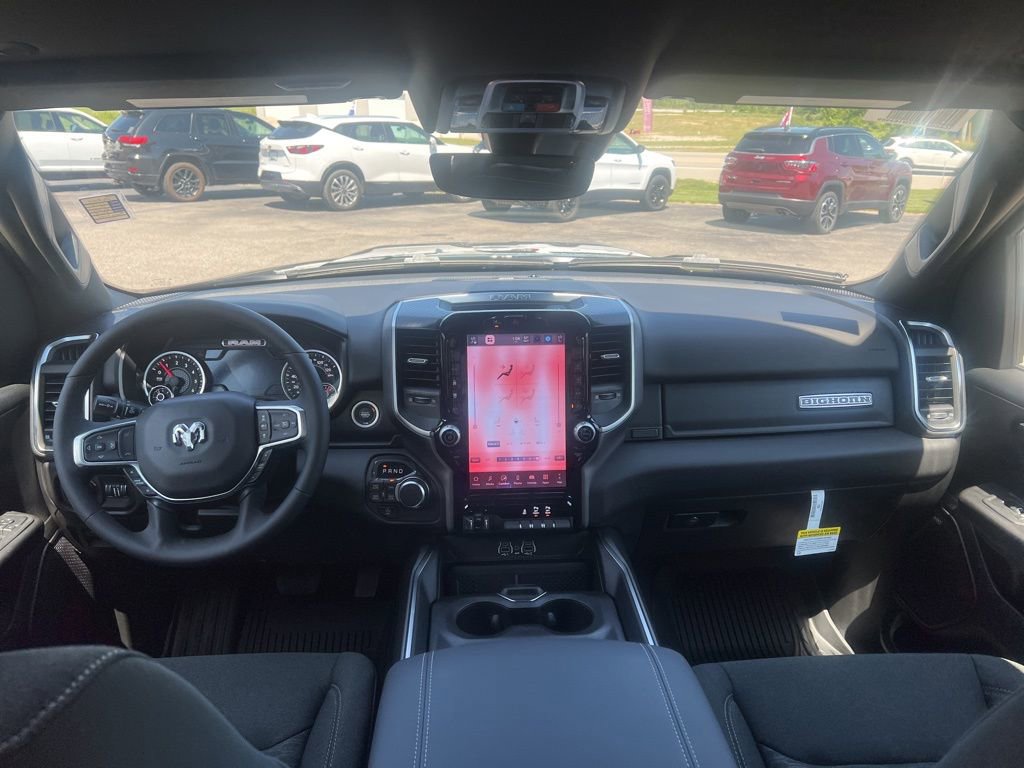 New 2026 RAM 1500 4x4 Crew Cab image 19