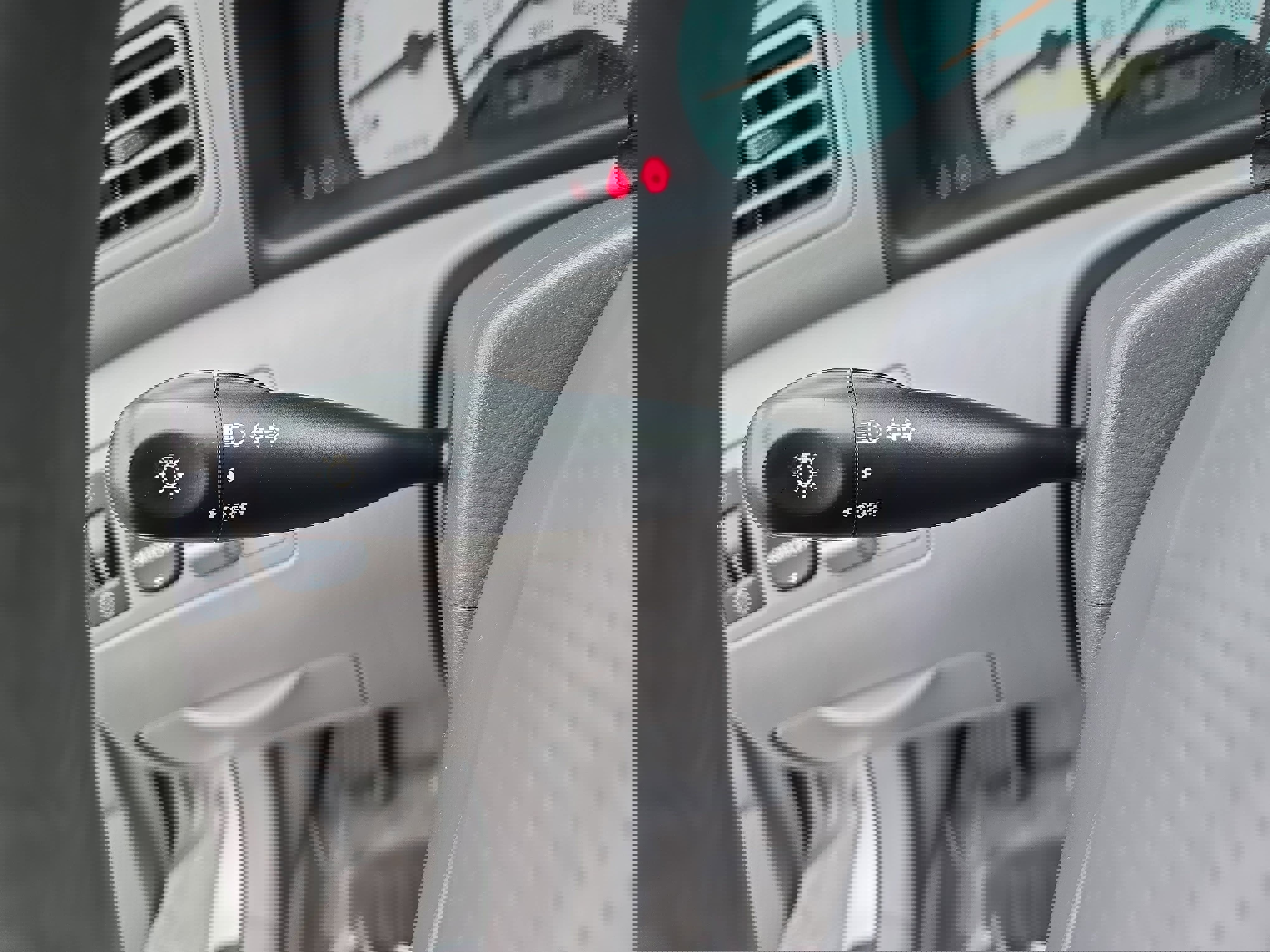 Used 2003 Toyota Corolla LE image 25