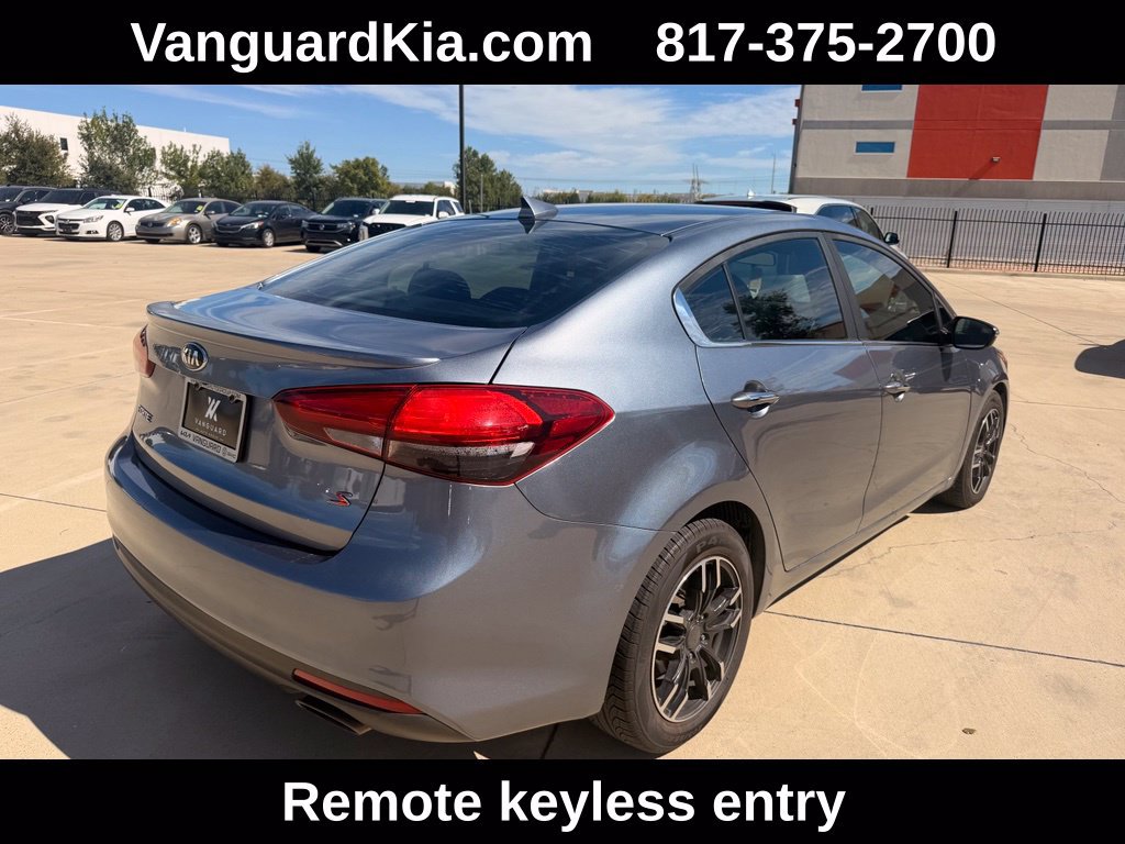 Used 2017 Kia Forte S w/ S Technology Package FWD image 4