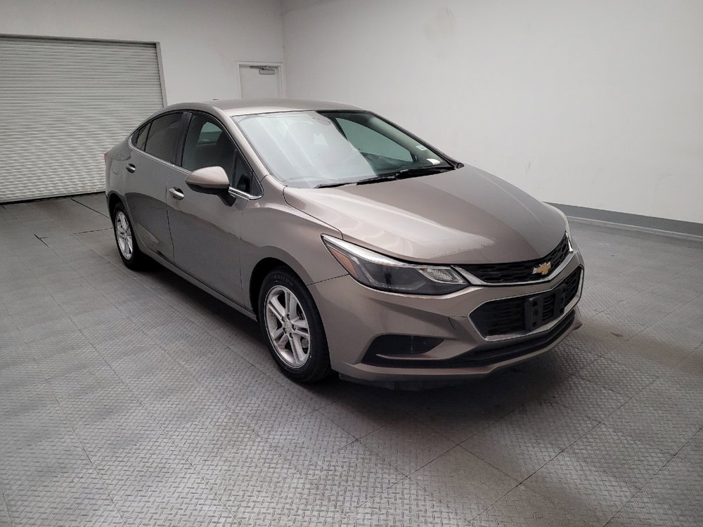 Used 2017 Chevrolet Cruze LT w/ Convenience Package image 13