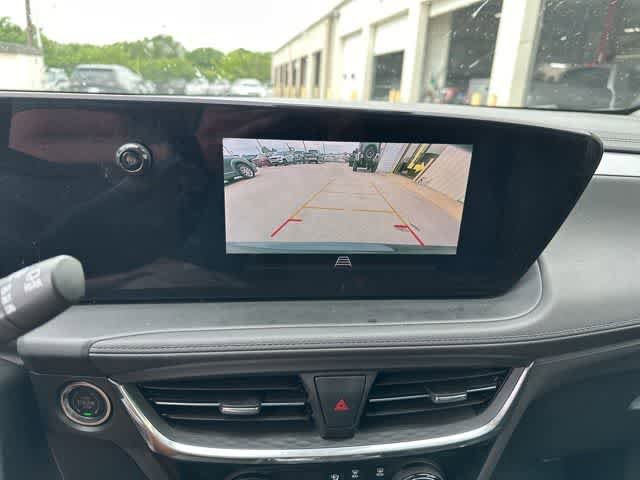 Used 2025 Buick Encore GX Sport Touring w/ Comfort Package FWD image 9