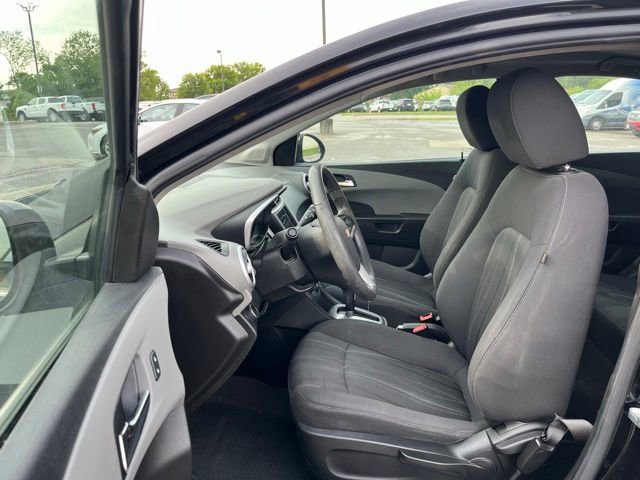 Used 2019 Chevrolet Sonic LT FWD image 14