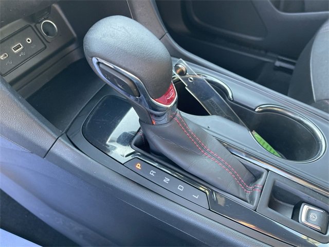 Used 2022 Chevrolet Equinox RS w/ LPO, Floor Liner Package image 19