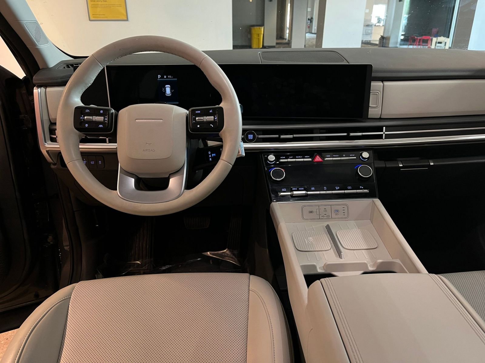 Used 2025 Hyundai Santa Fe SEL AWD/4WD image 36