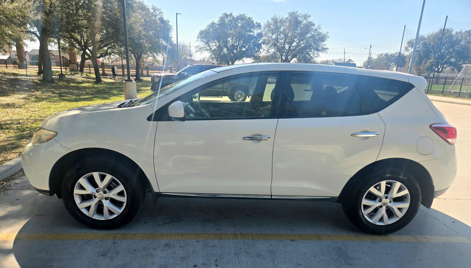 Used 2014 Nissan Murano S image 7