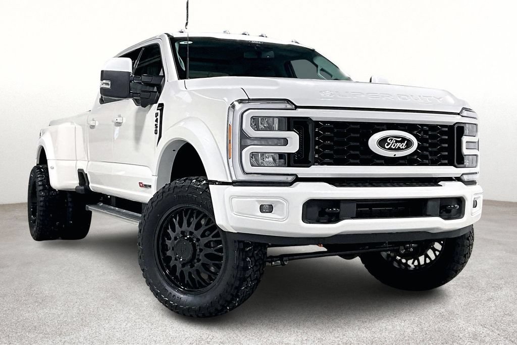 Used 2026 Ford F450 Lariat AWD/4WD image 1