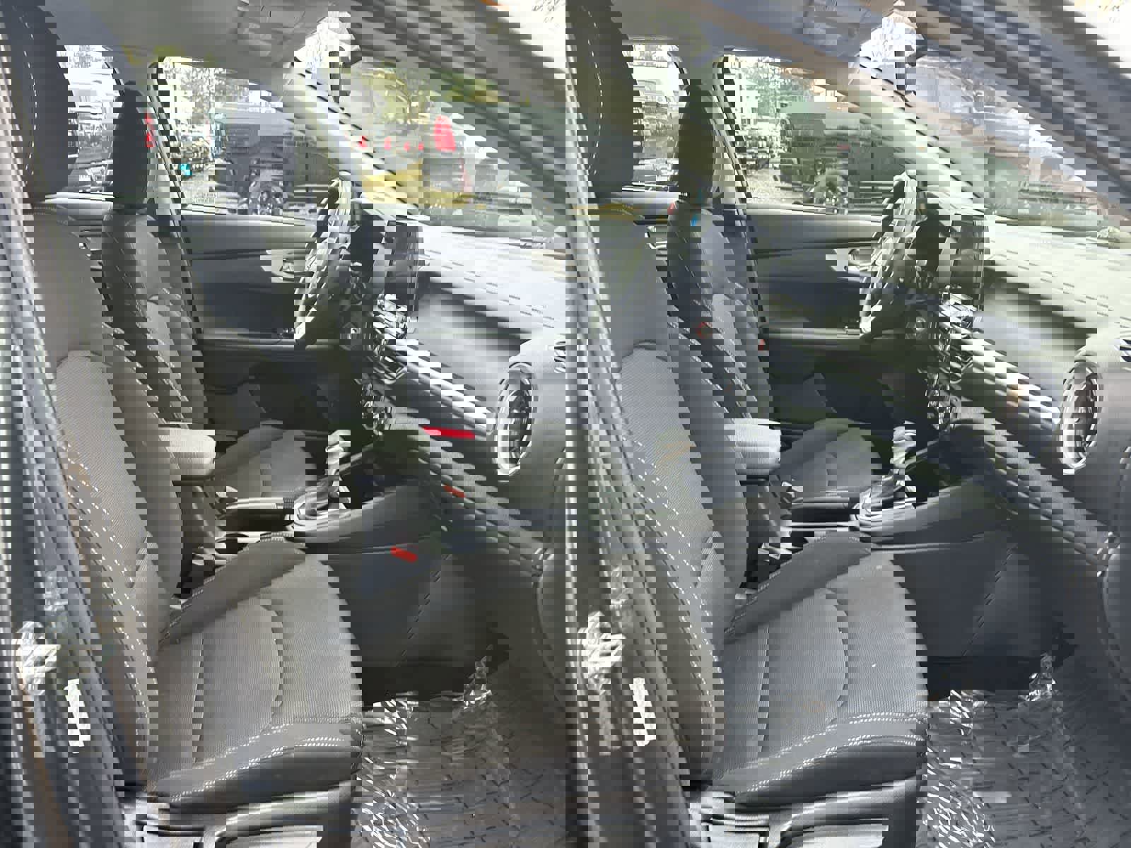 Used 2023 Kia Forte LXS image 6