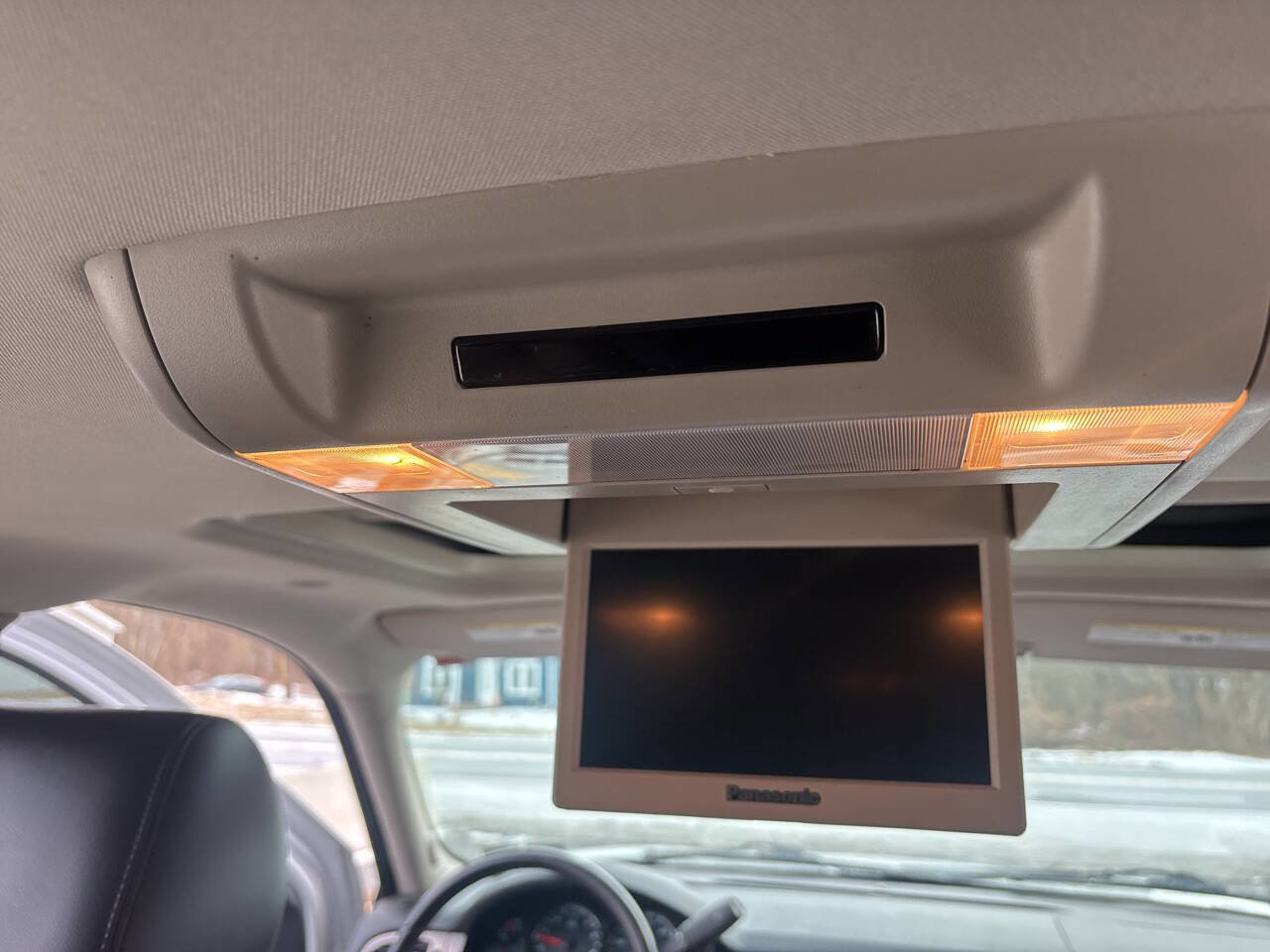 Used 2010 Chevrolet Tahoe LT w/ Luxury Package image 31