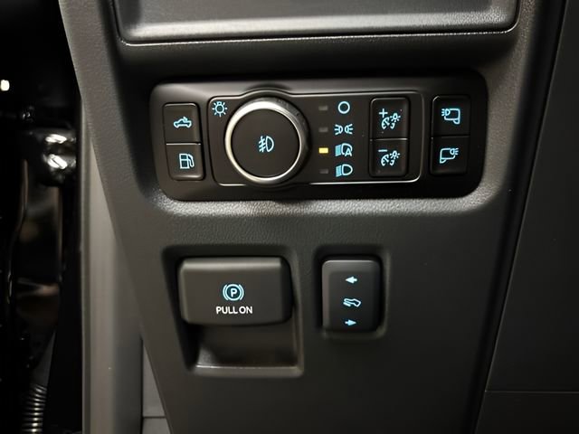 New 2025 Ford F150 Lariat w/ Equipment Group 501A Mid image 37