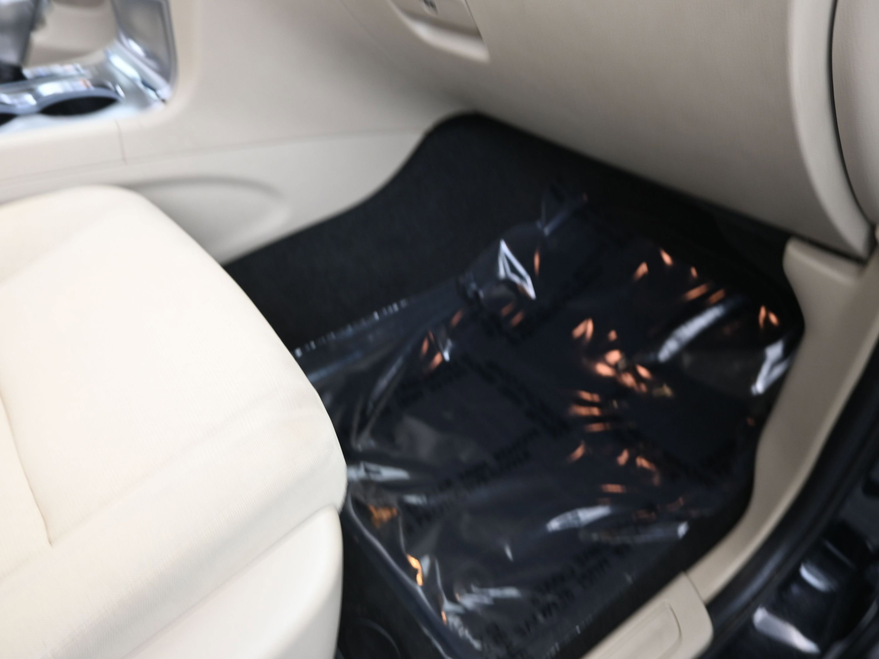 Used 2022 Jeep Grand Cherokee Laredo E image 21