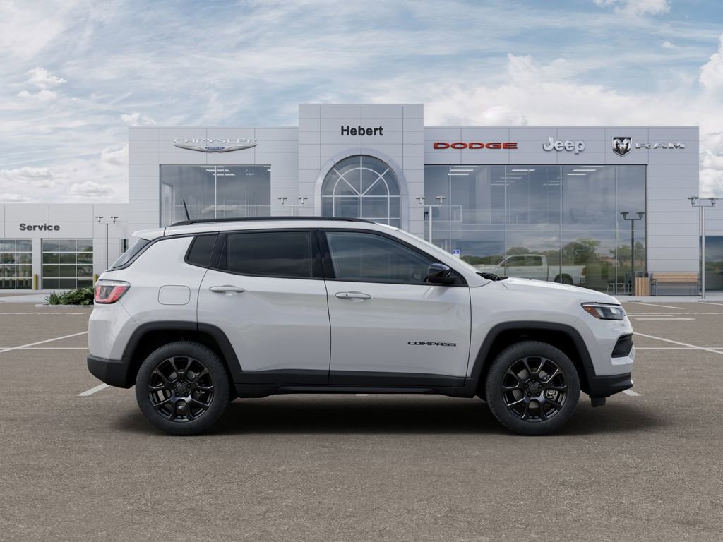 New 2026 Jeep Compass Latitude image 21