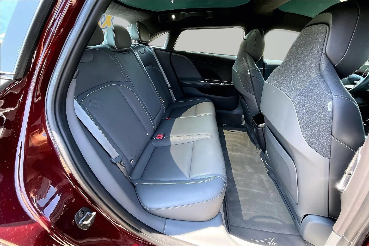 Used 2023 Lucid Air Touring AWD/4WD image 29