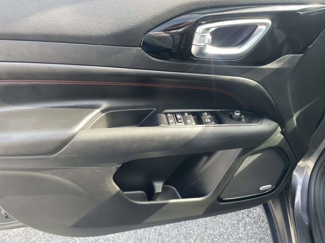 Used 2022 Jeep Compass Trailhawk w/ Sun and Sound Group image 16