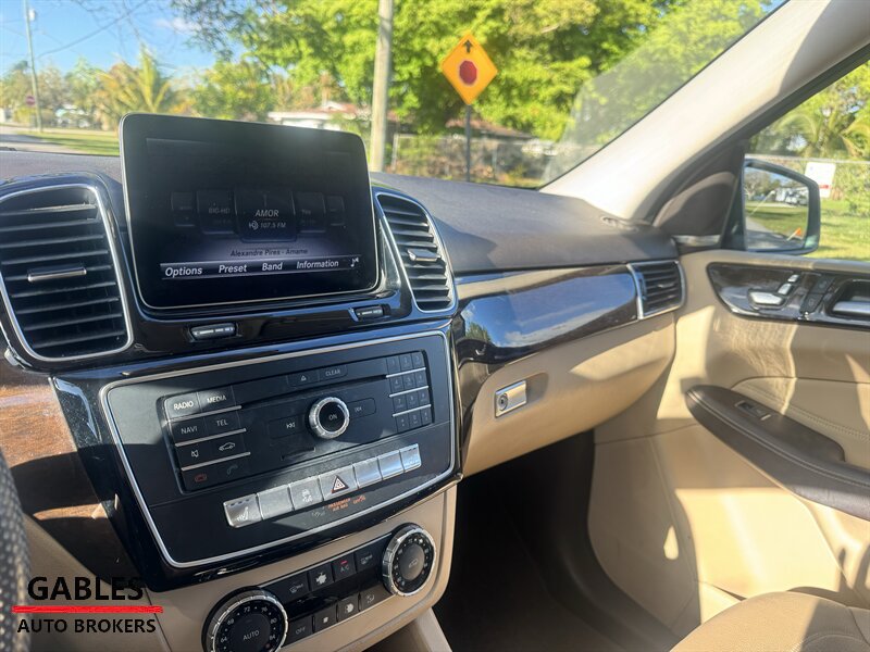 Used 2018 Mercedes-Benz GLE 350 image 28
