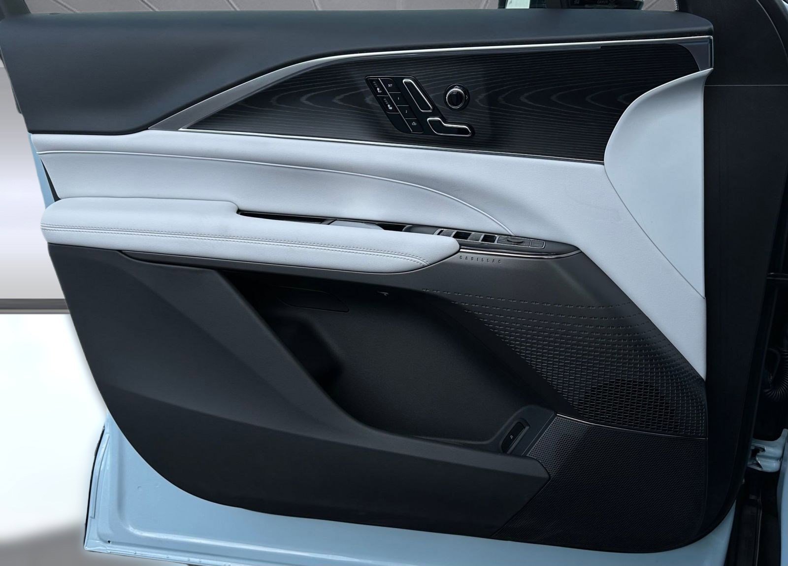 New 2026 Cadillac Lyriq Sport image 23